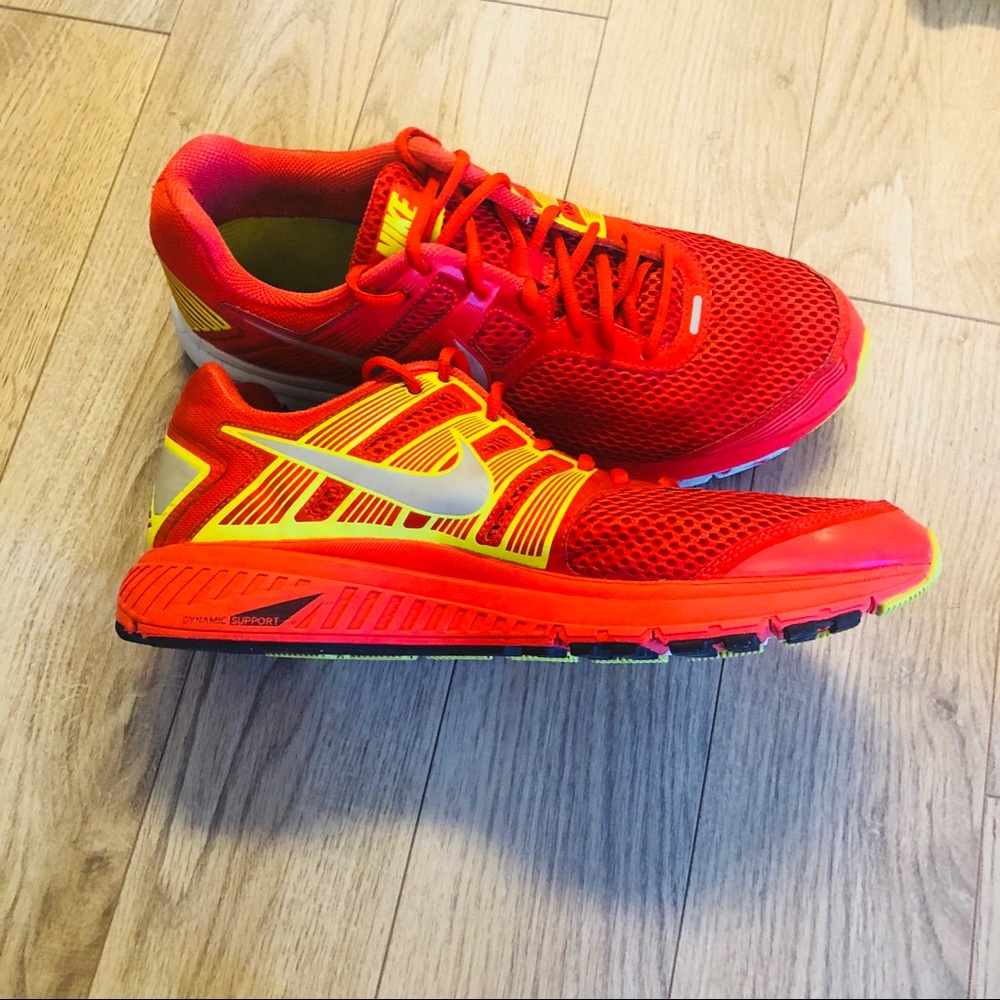 Nike Structure 16 Running Shoes